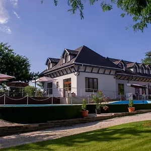  Hotel apartamentowy Reneszansz Vendeghaz